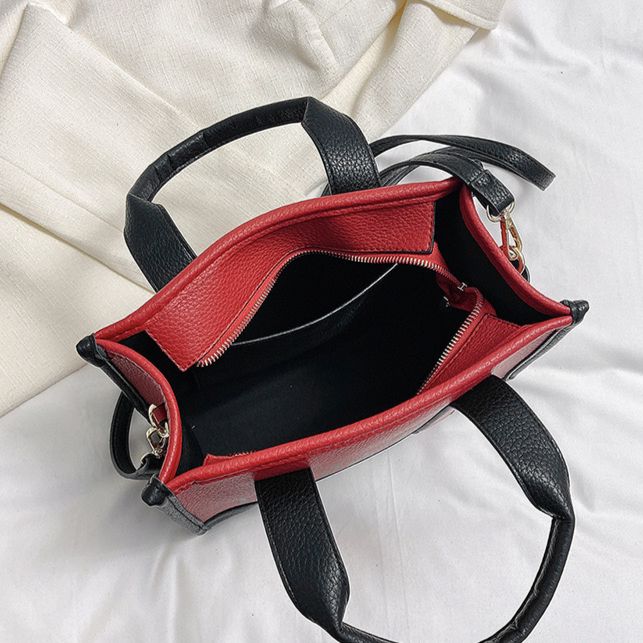 Bella's Crippy Tote Bag