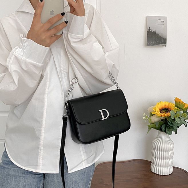 Camie Quilt's Cross Body Bag
