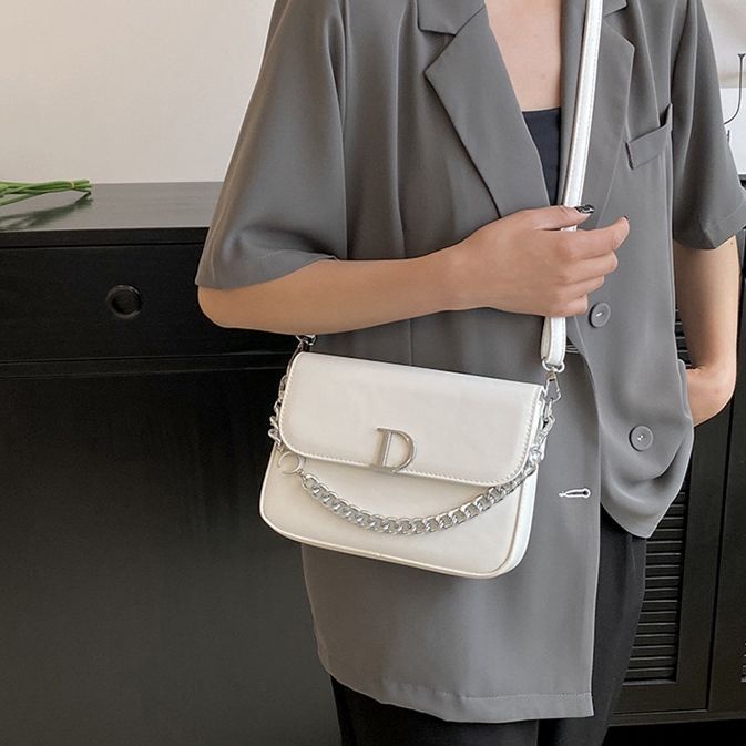 Camie Quilt's Cross Body Bag