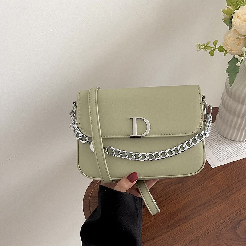 Camie Quilt's Cross Body Bag