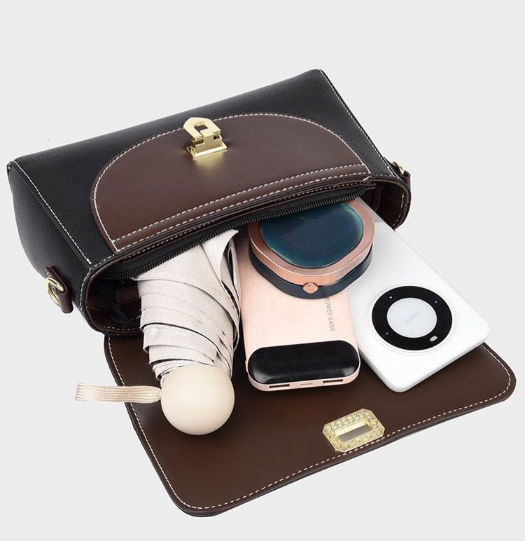 Rich Rihana Compy Hand Bag