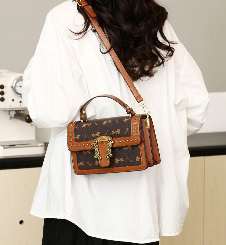 Infinite Carry Bella Hand Bag