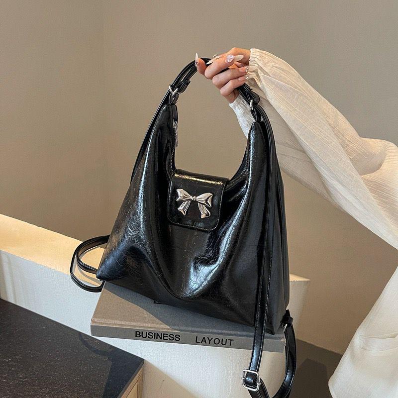 Icon2 Bella Shoulder Bag