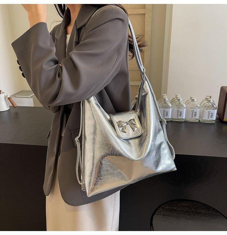 Icon2 Bella Shoulder Bag