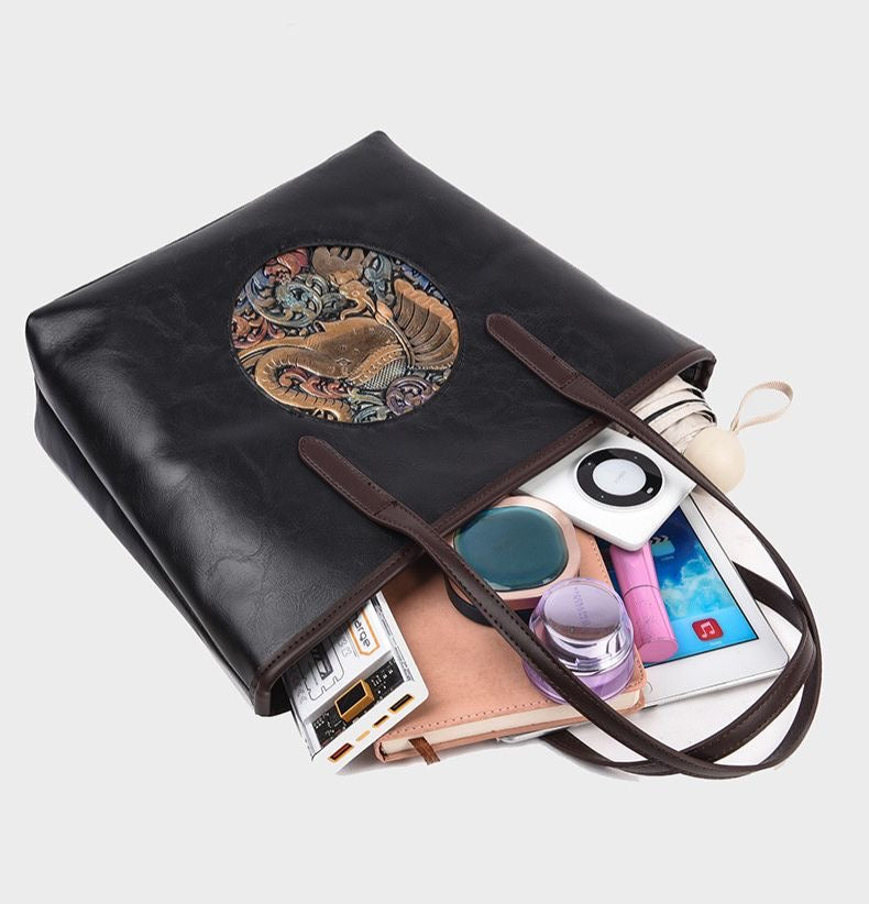 Ele Vintage Tote Bag