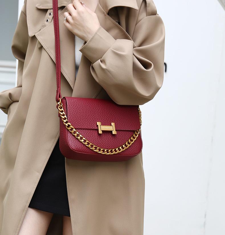 Bobby Compy Cross Body