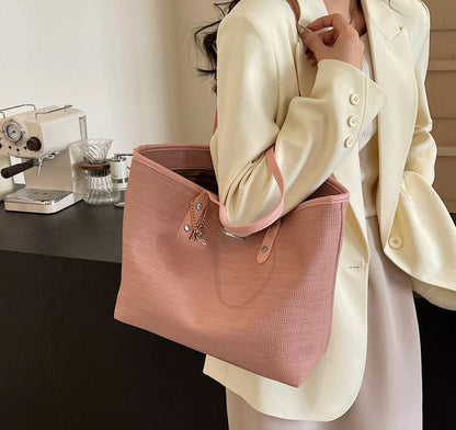 Clara Biggo Tote Bag
